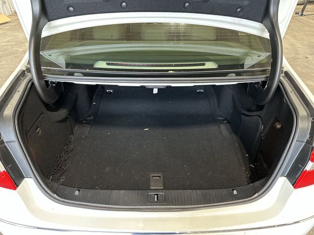 Used 2011 Mercedes-Benz E 550 Sedan image 25