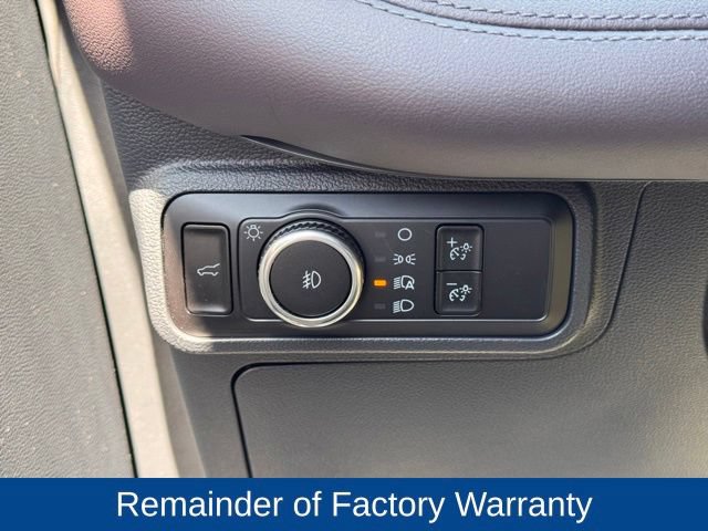 Used 2025 Ford Explorer Platinum AWD/4WD image 14