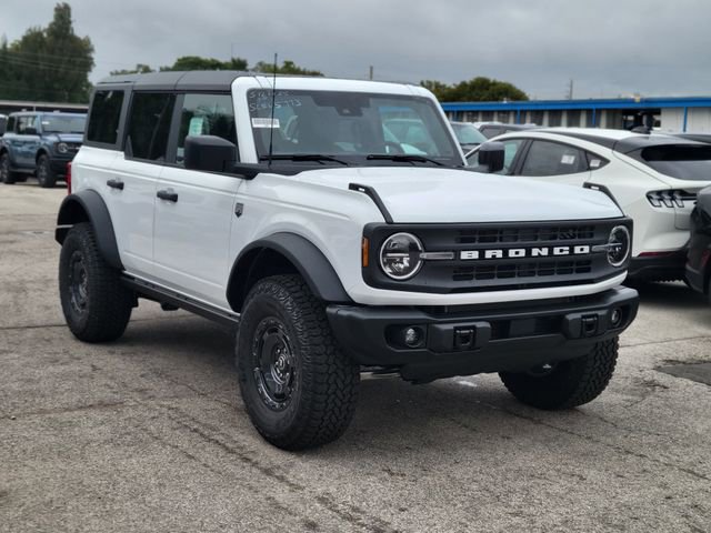 New 2025 Ford Bronco Big Bend w/ Black Diamond Package