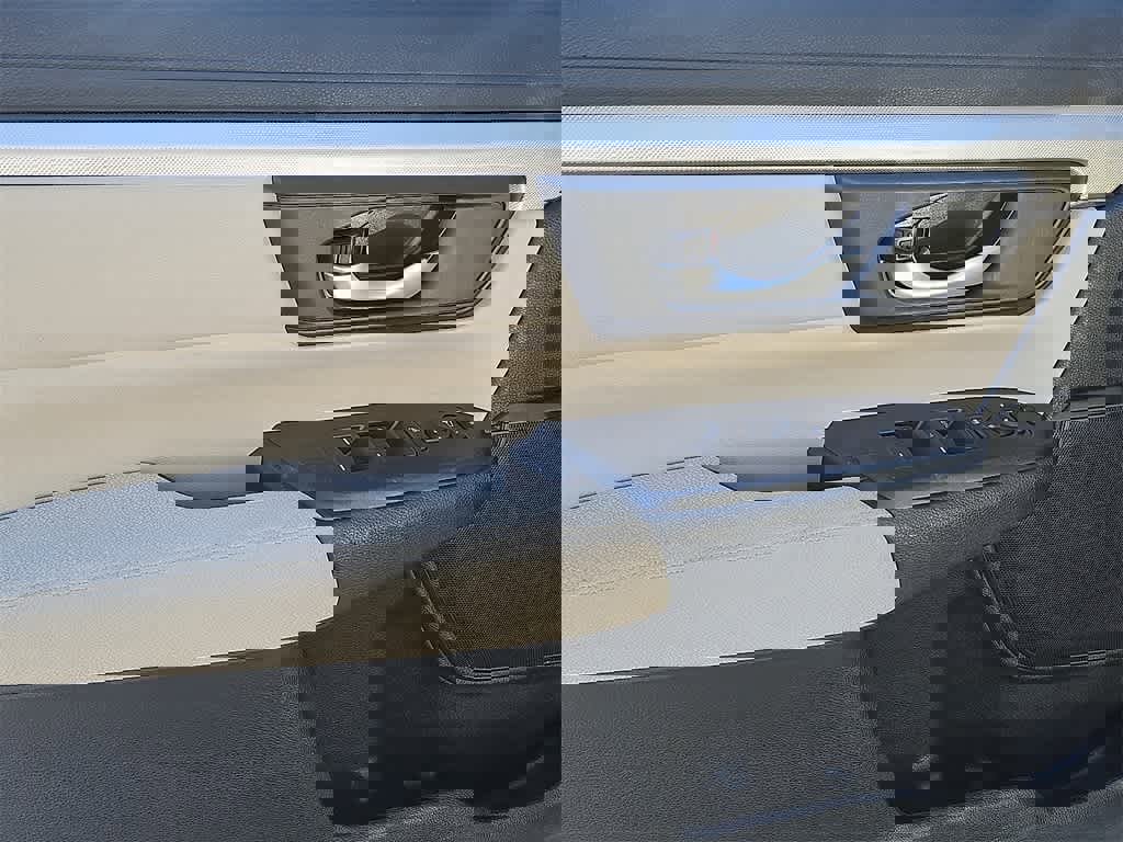 Used 2018 Honda CR-V LX image 10