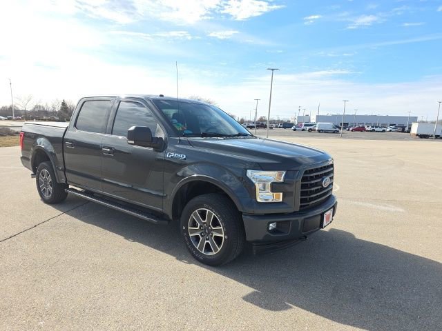 Used 2017 Ford F150 XLT w/ Equipment Group 302A Luxury image 11