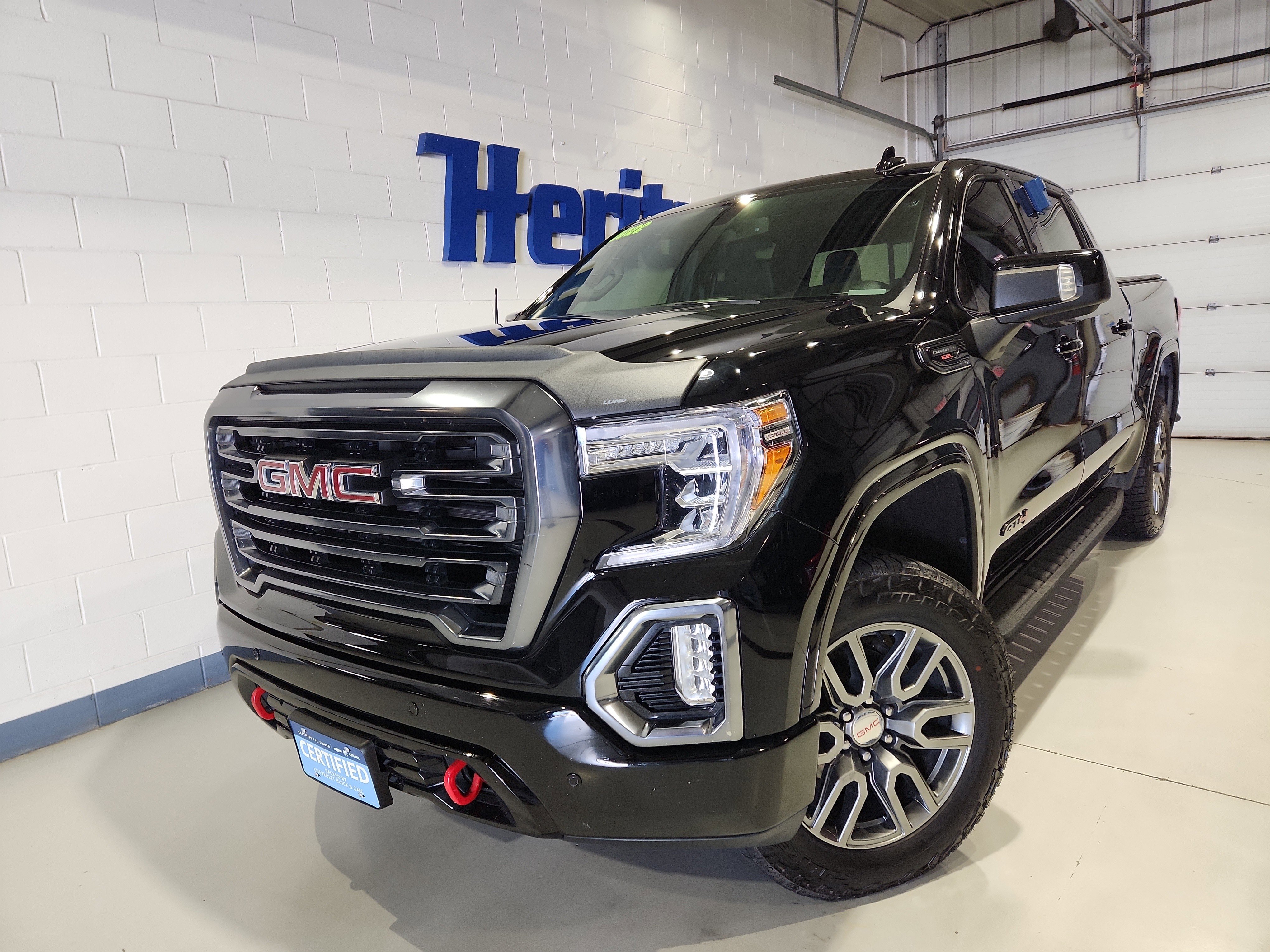 Certified 2022 GMC Sierra 1500 AT4 w/ AT4 Premium Package image 1