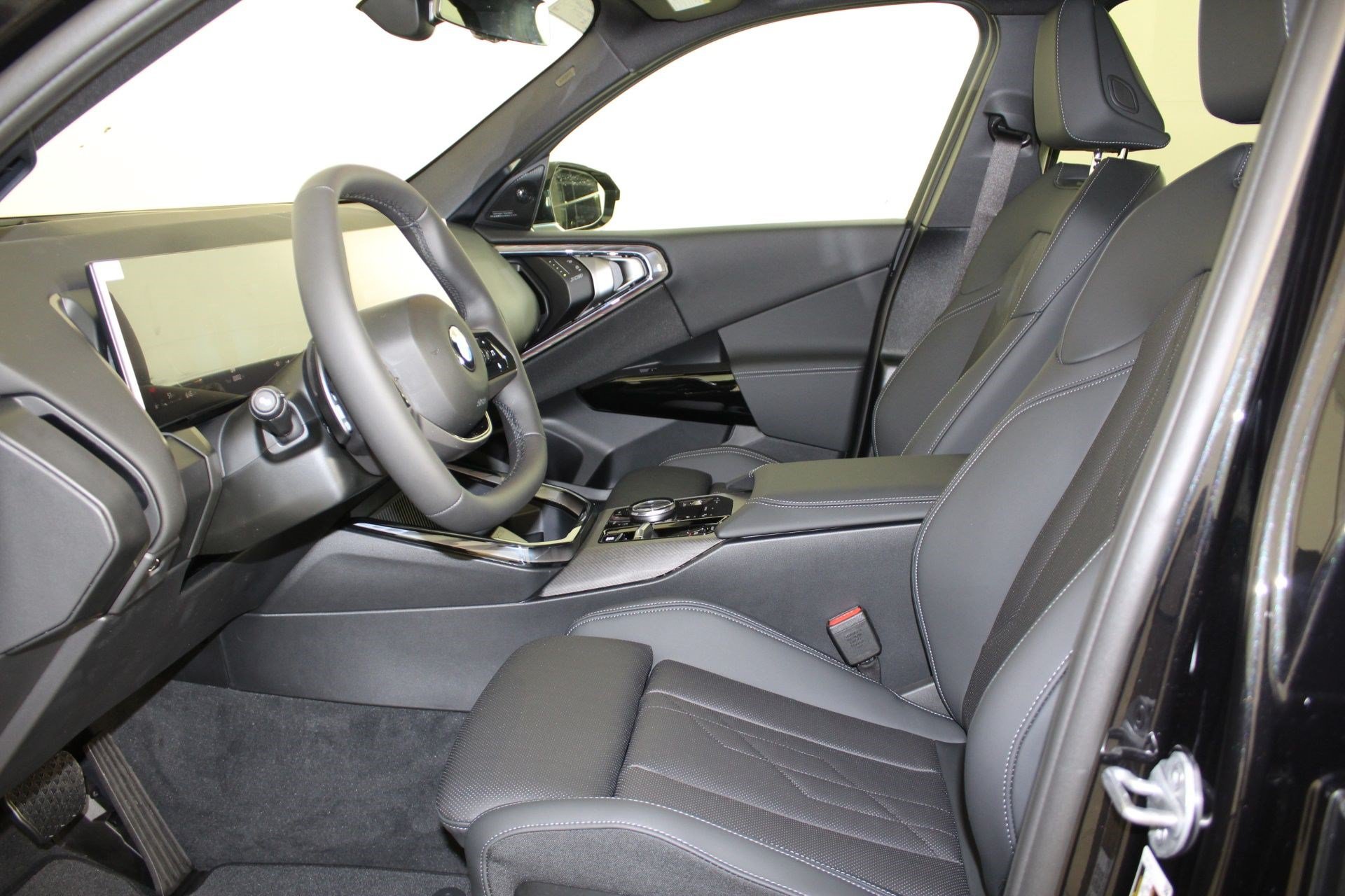 Used 2026 BMW X3 xDrive30i w/ Premium Package AWD/4WD image 4