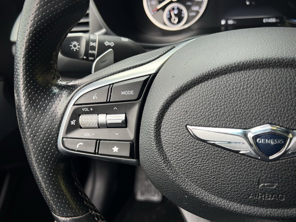 Used 2022 Genesis G70 2.0T image 40