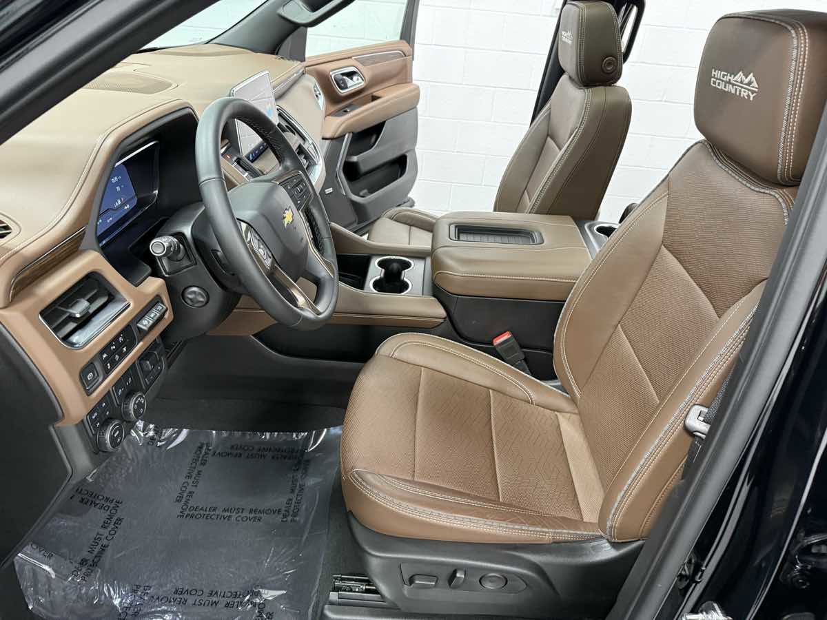 Used 2023 Chevrolet Tahoe High Country image 15