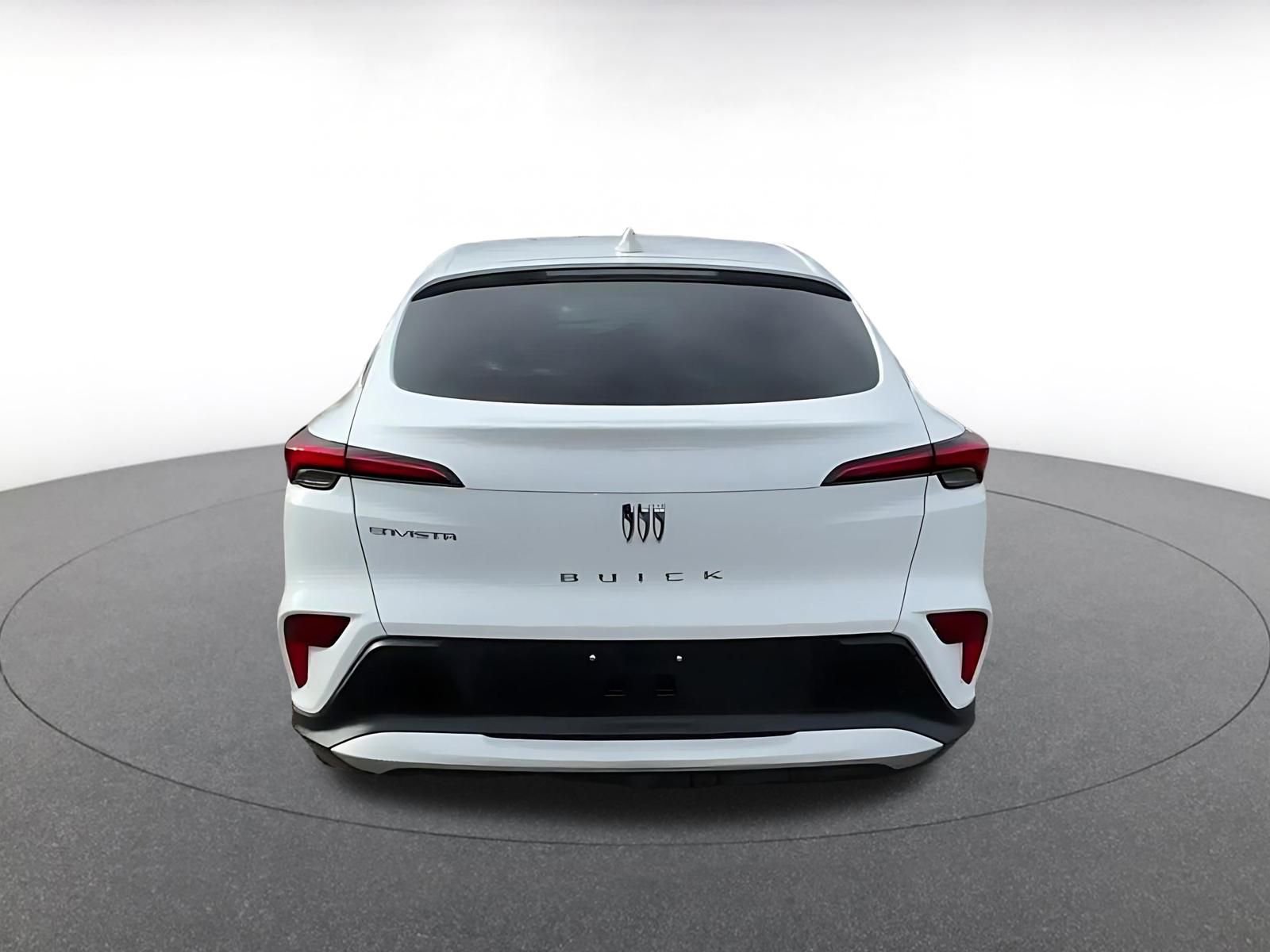 Used 2025 Buick Envista Preferred image 12