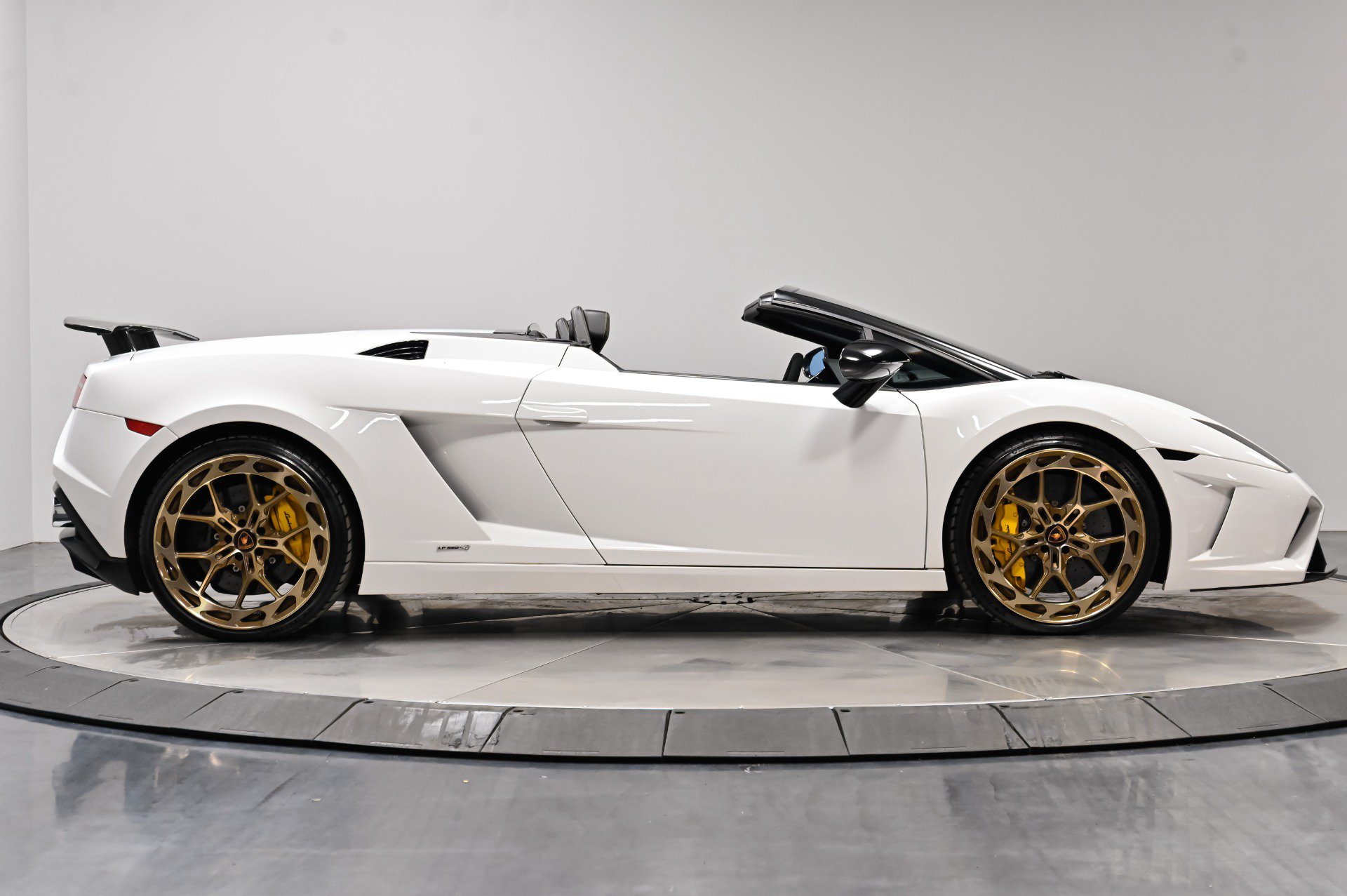 Used 2013 Lamborghini Gallardo LP 560-4 AWD/4WD image 15
