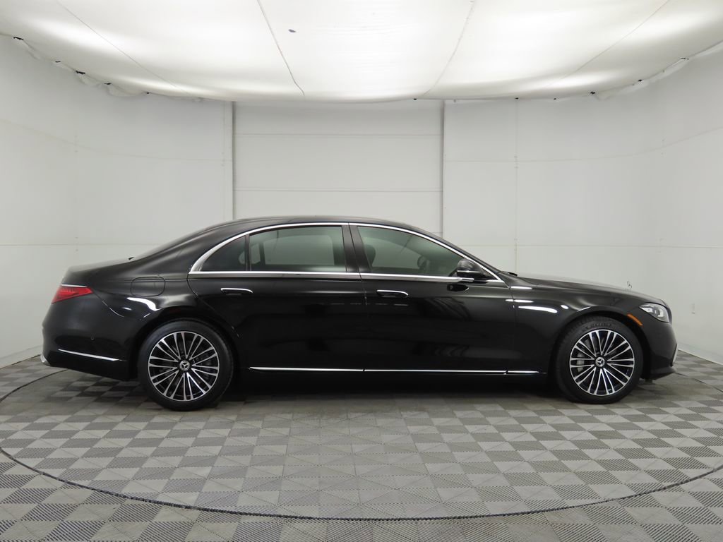 Used 2022 Mercedes-Benz S 500 4MATIC image 4