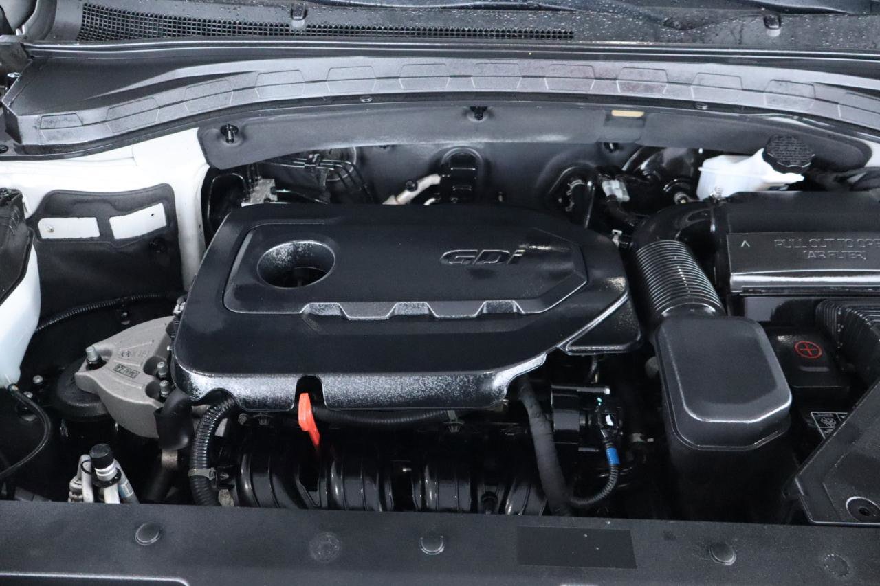 Used 2020 Hyundai Santa Fe SEL image 39