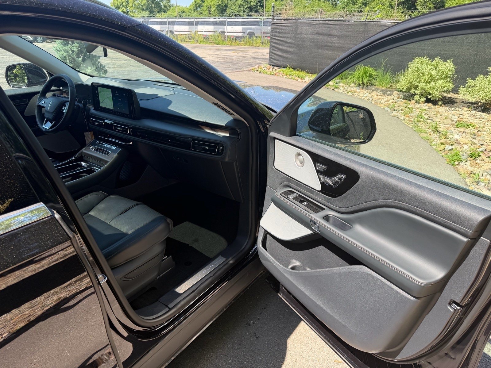 New 2026 Lincoln Aviator Reserve AWD/4WD image 11