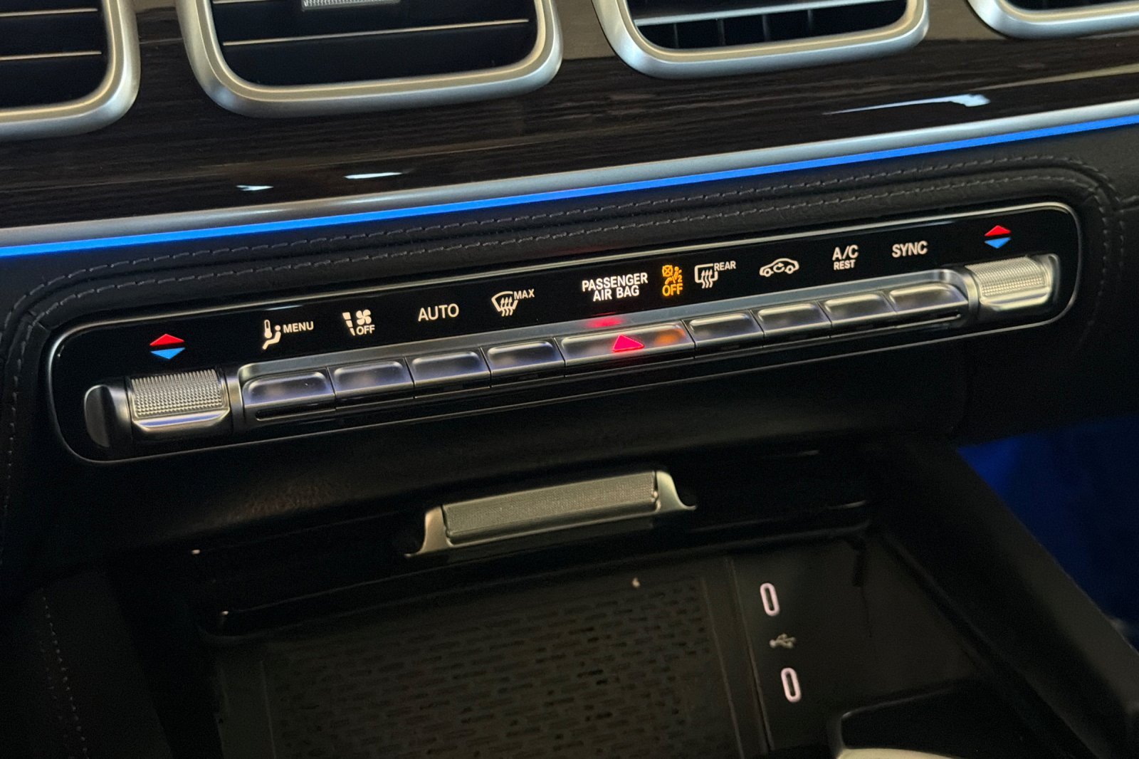 New 2025 Mercedes-Benz GLS 580 4MATIC image 21