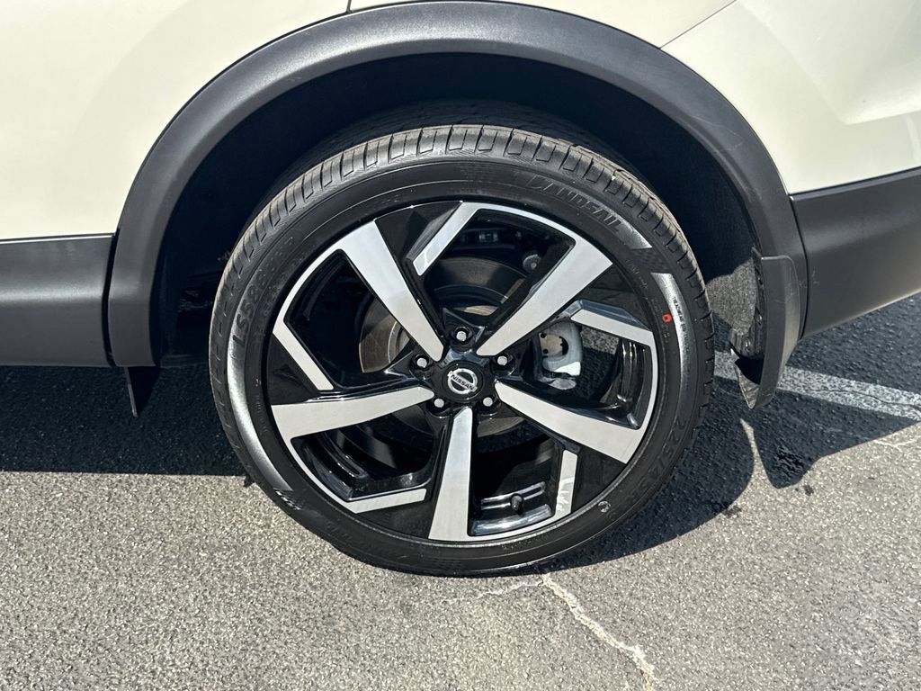 Used 2022 Nissan Rogue Sport SL image 20
