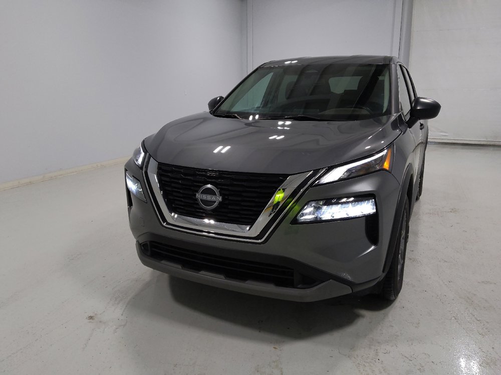 Used 2023 Nissan Rogue S image 15