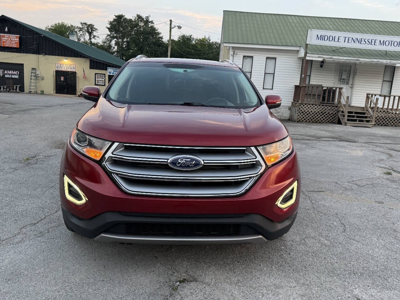 Used 2016 Ford Edge Titanium w/ Technology Package AWD/4WD image 16