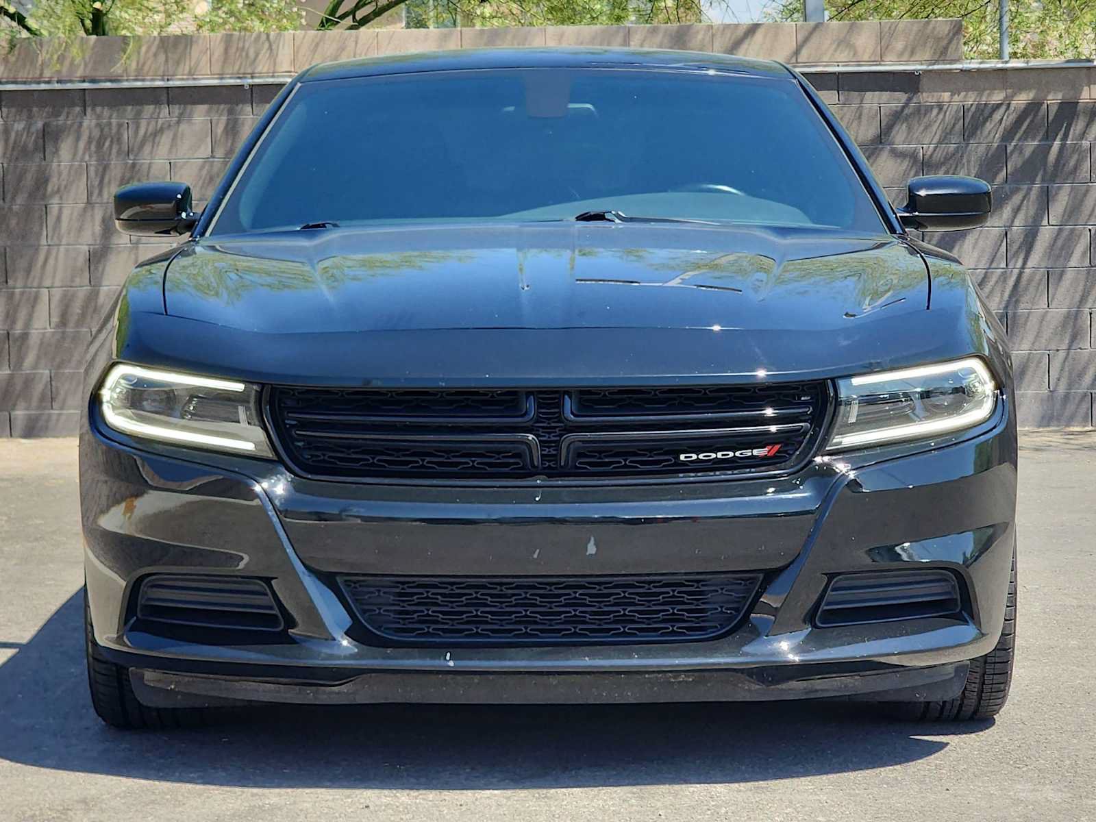 Used 2023 Dodge Charger SXT w/ Blacktop Package RWD image 3