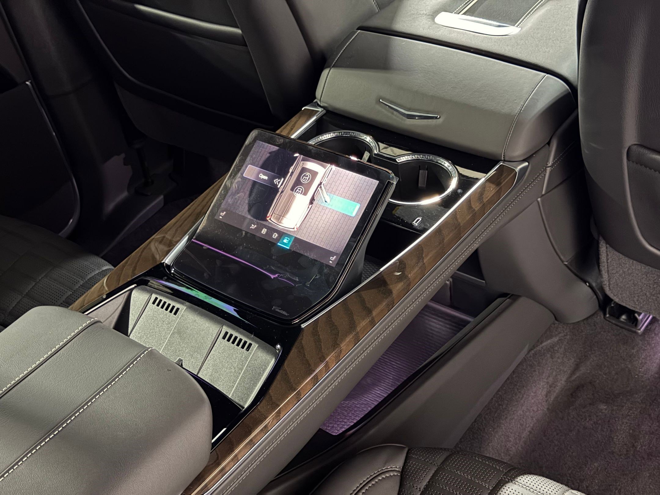 New 2026 Cadillac Escalade ESV Platinum Sport image 61