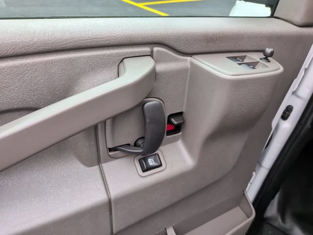 Used 2021 Chevrolet Express 2500 w/ Driver Convenience Package RWD image 10