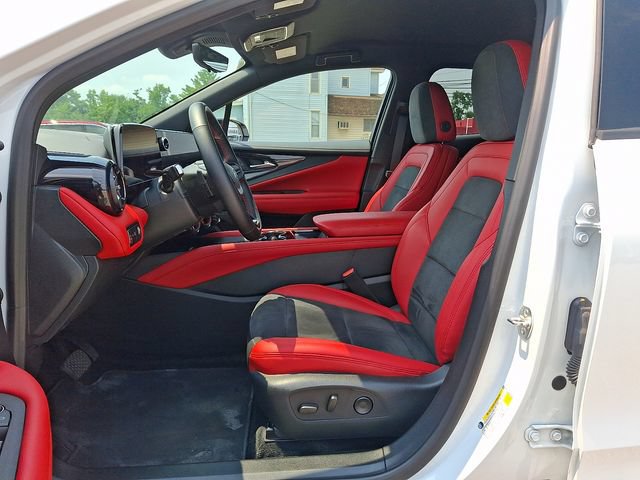 Used 2024 Chevrolet Blazer EV RS AWD/4WD image 15