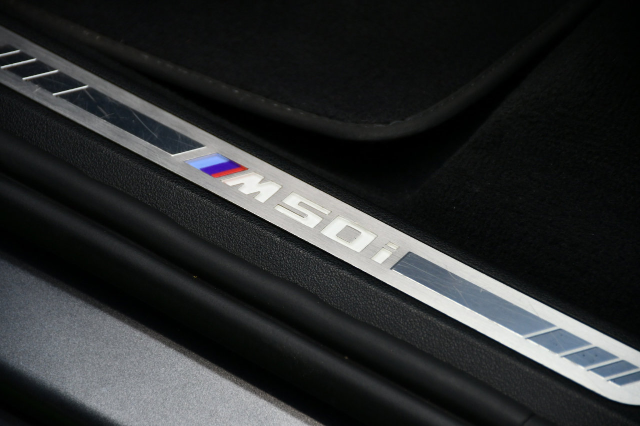 Used 2022 BMW X7 M50i w/ Executive Package image 20