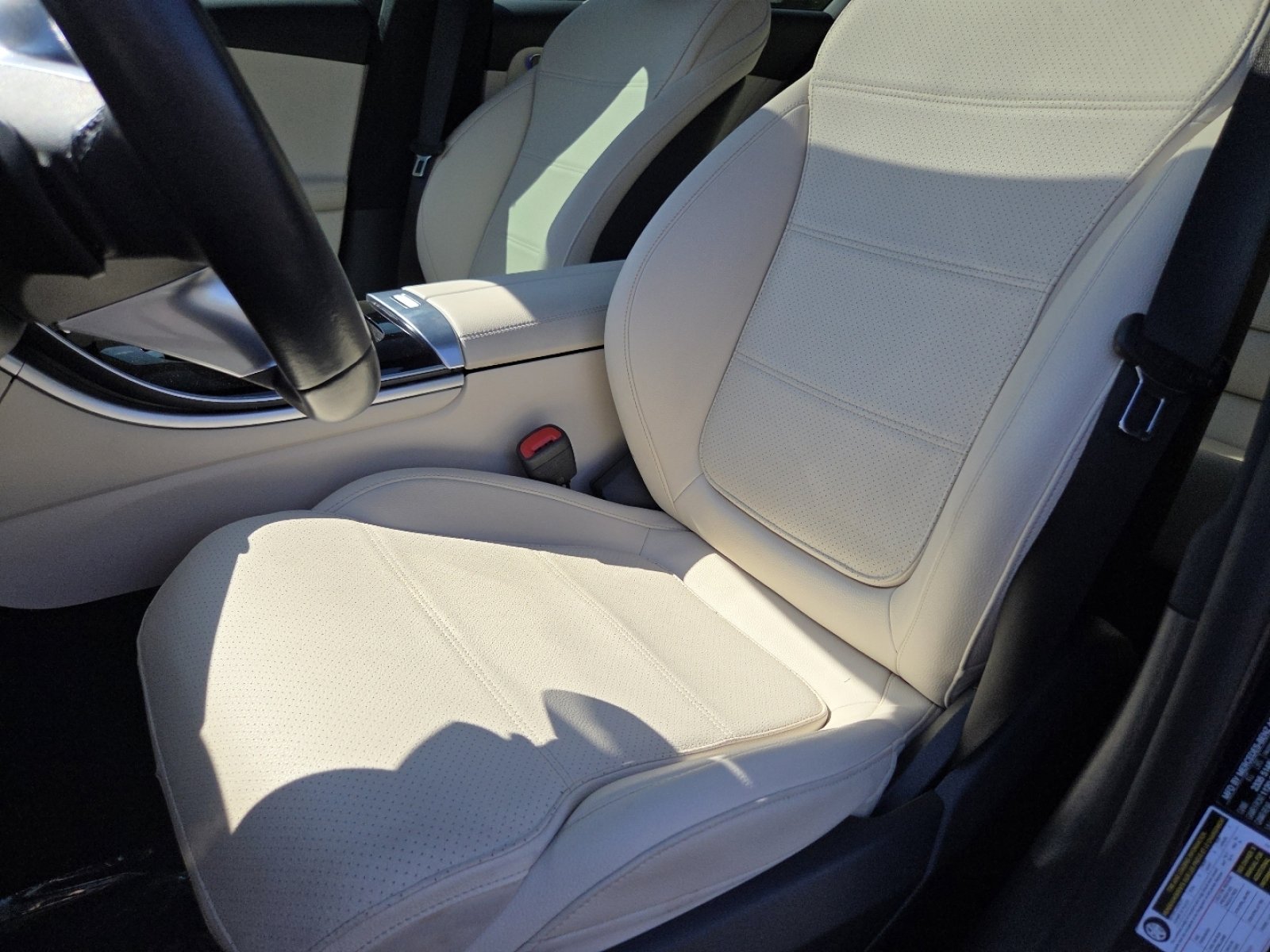 Used 2023 Mercedes-Benz C 300 4MATIC Sedan image 26