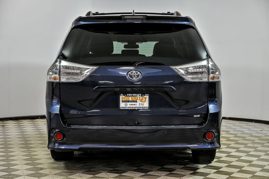 Used 2019 Toyota Sienna SE Premium image 6