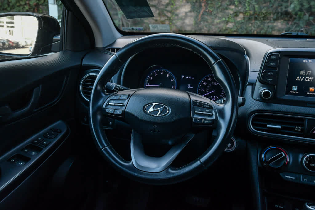 Used 2018 Hyundai Kona SEL FWD image 12