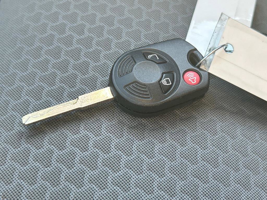 Used 2017 Ford Escape SE w/ Equipment Group 201A image 34