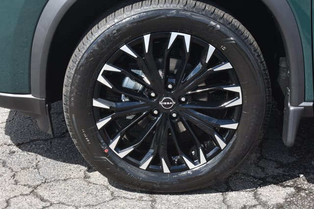 New 2026 Nissan Rogue Dark Armor AWD/4WD image 10