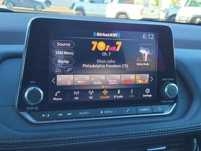Used 2022 Nissan Rogue SV FWD image 9