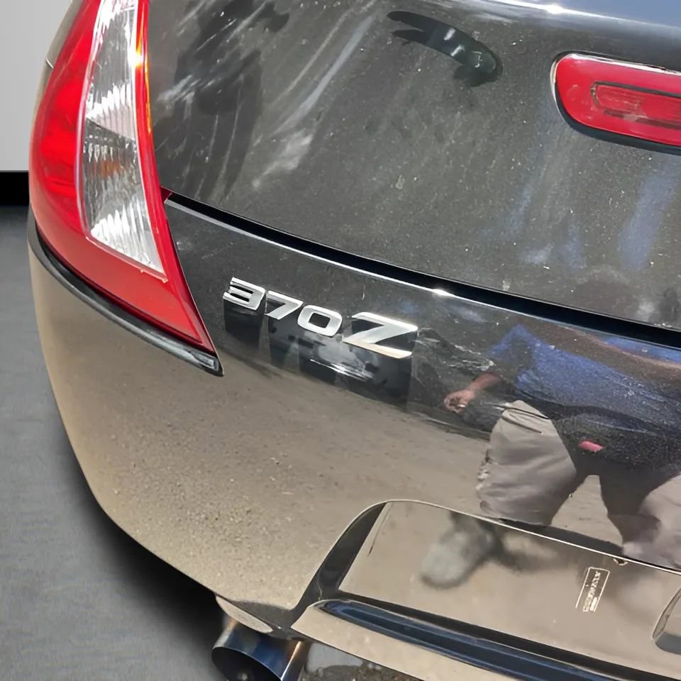 Used 2014 Nissan 370Z Touring w/ Sport Package RWD image 33