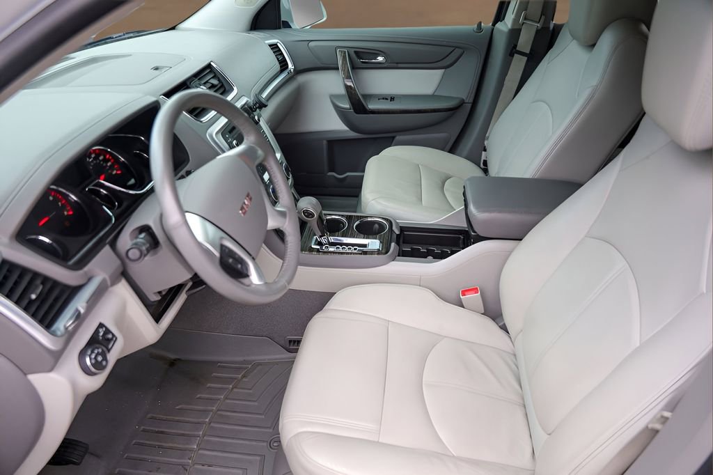 Used 2017 GMC Acadia Limited SLT image 9