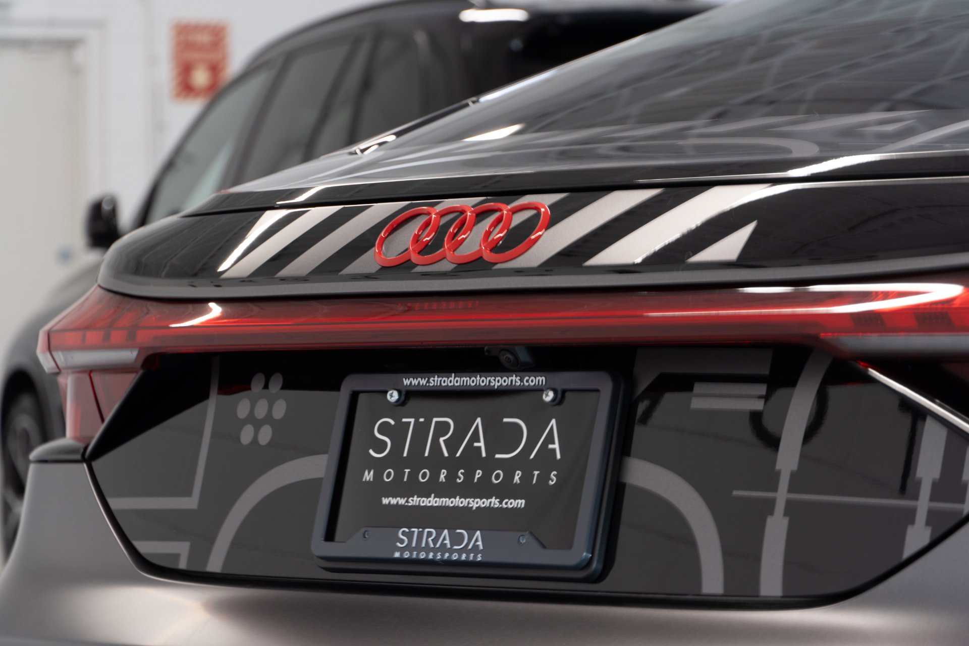 Used 2023 Audi RS e-tron GT image 11