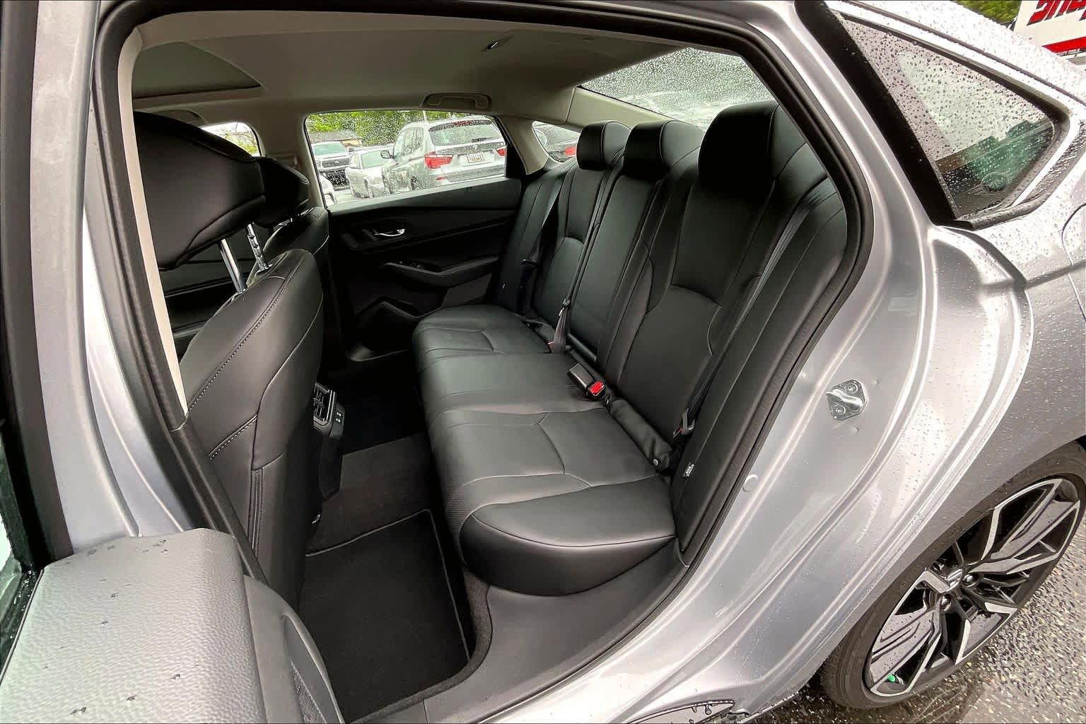 Used 2025 Honda Accord Touring image 19