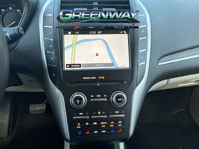 Used 2018 Lincoln MKC Reserve FWD image 23