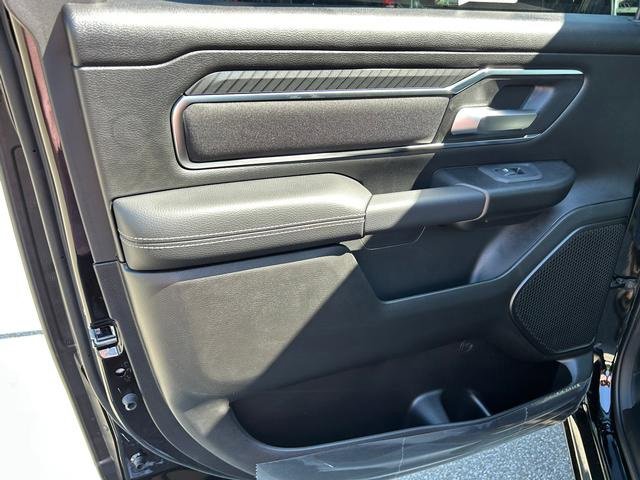 New 2026 RAM 1500 4x4 Crew Cab image 13