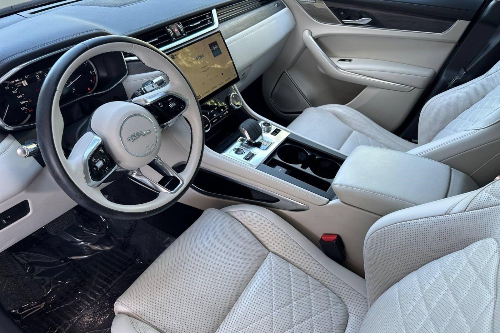Used 2022 Jaguar F-PACE S AWD/4WD image 4