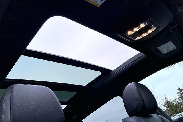 Certified 2022 Mercedes-Benz GLS 450 4MATIC image 31