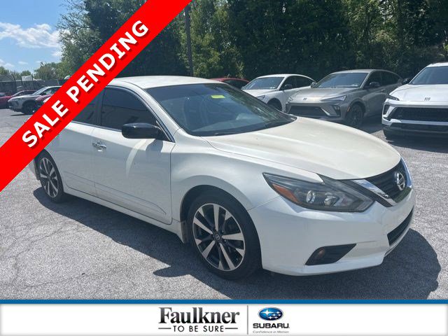 Used 2017 Nissan Altima 2.5 SR FWD image 1