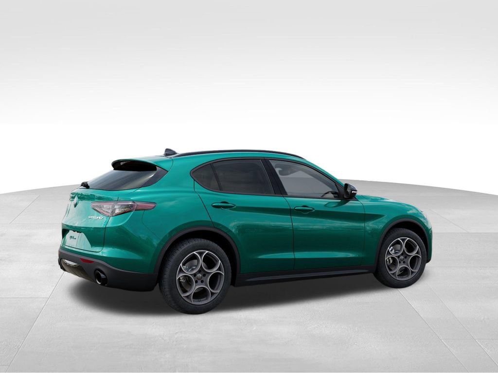 New 2025 Alfa Romeo Stelvio Sprint w/ Convenience Package AWD/4WD image 4