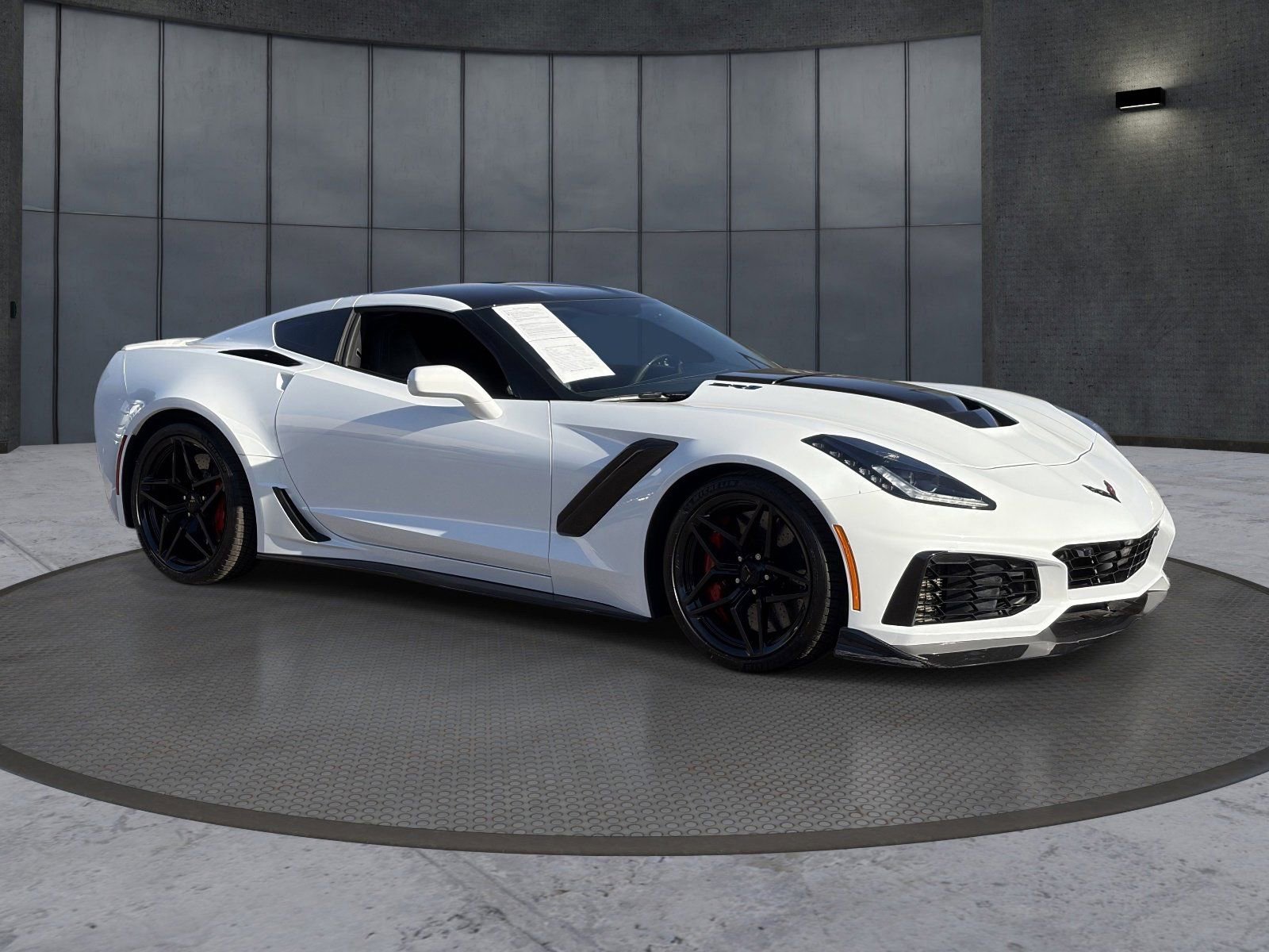 Certified 2019 Chevrolet Corvette ZR1 RWD image 8