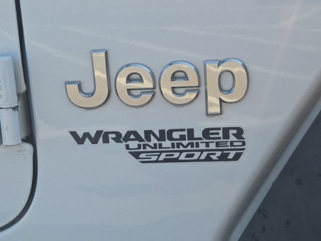 Used 2018 Jeep Wrangler Unlimited Sport S AWD/4WD image 5