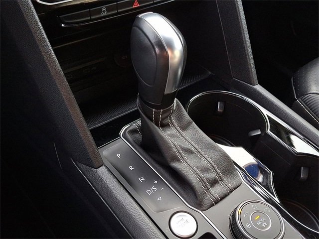 Used 2022 Volkswagen Atlas Cross Sport SE image 17