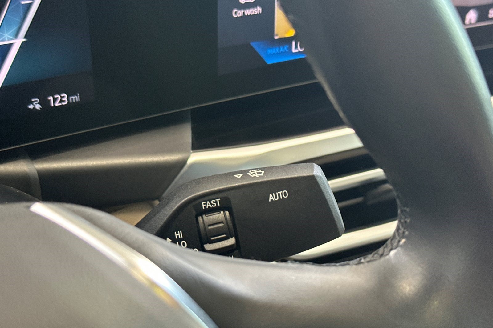 Used 2024 BMW i4 eDrive35 w/ Convenience Package RWD image 33