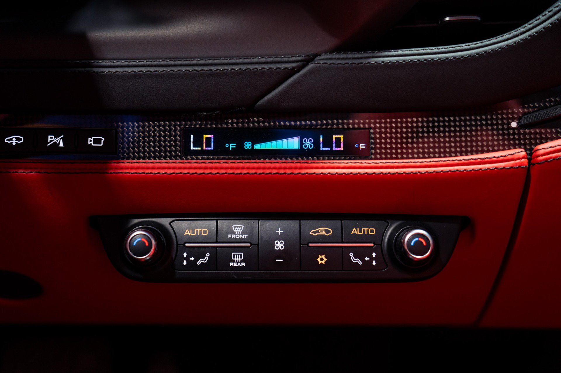 Used 2023 Ferrari F8 Tributo RWD image 22
