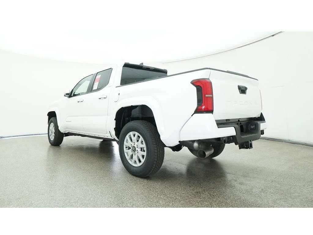 Used 2024 Toyota Tacoma SR5 RWD image 26