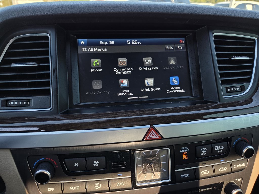 Used 2020 Genesis G80 3.8 RWD image 10