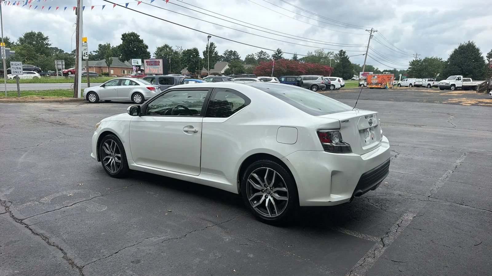 Used 2015 Scion tC FWD image 4