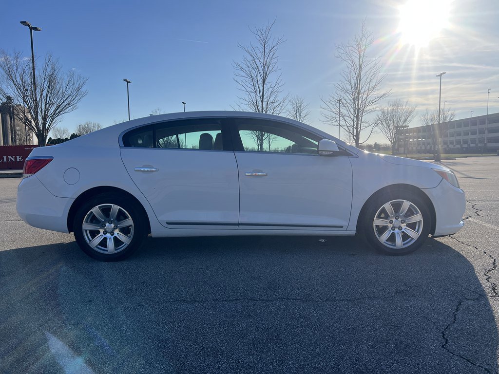 Used 2011 Buick LaCrosse CXL w/ Luxury Package image 6