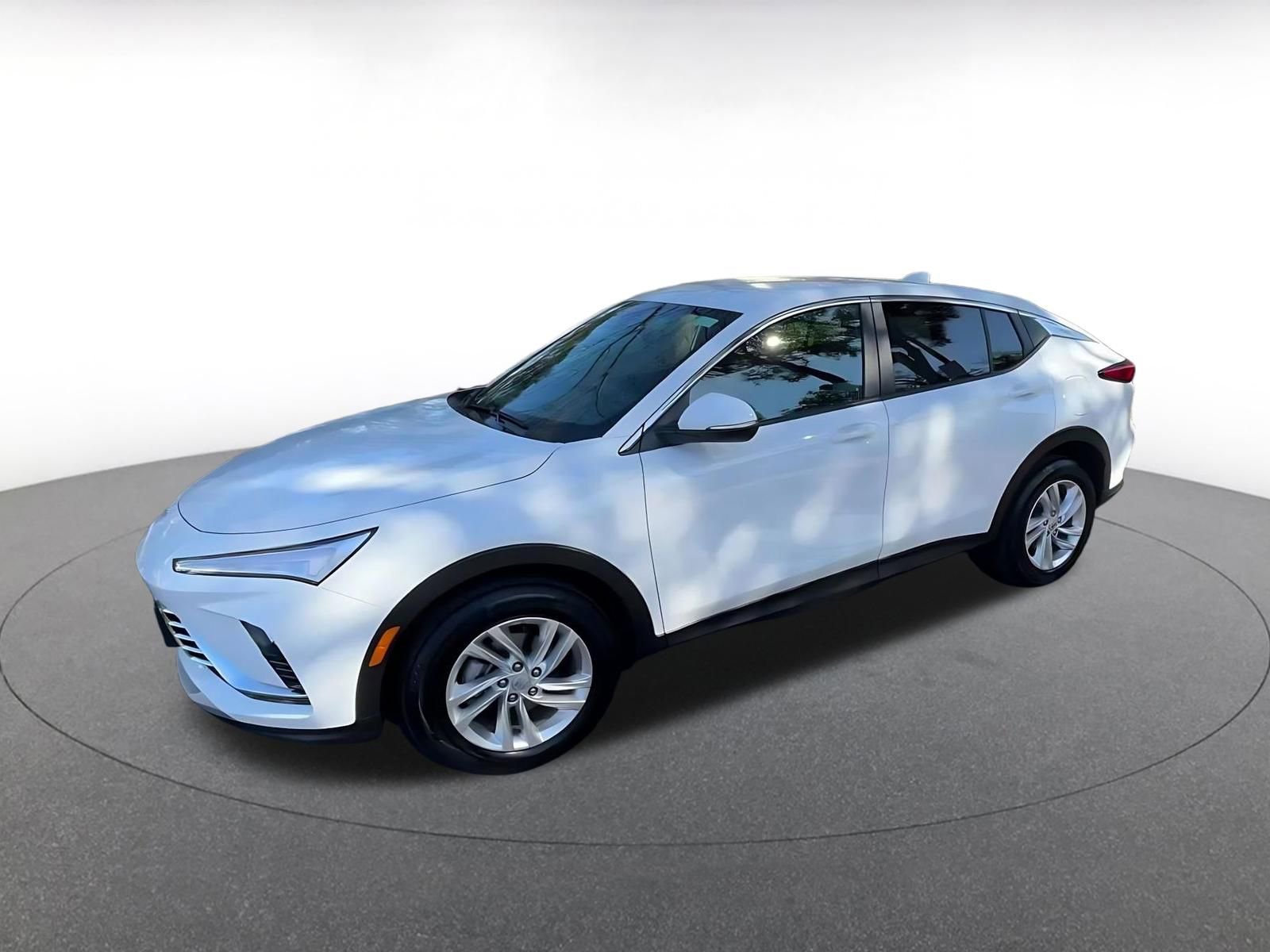 Used 2025 Buick Envista Preferred image 8