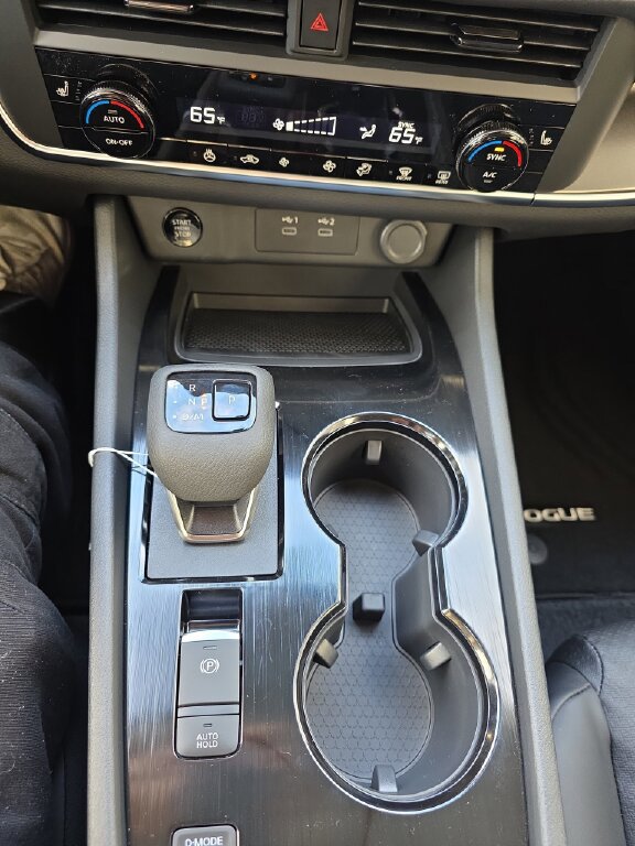 New 2026 Nissan Rogue SV image 13